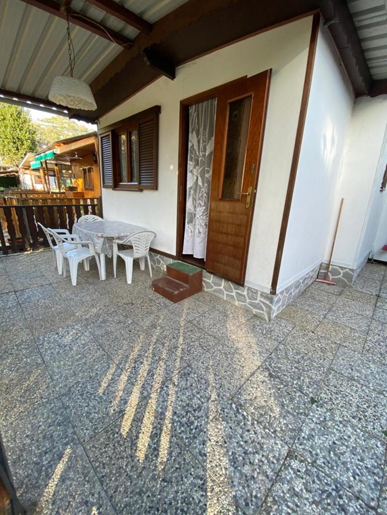 Camping Roma Ventimiglia Esterno foto