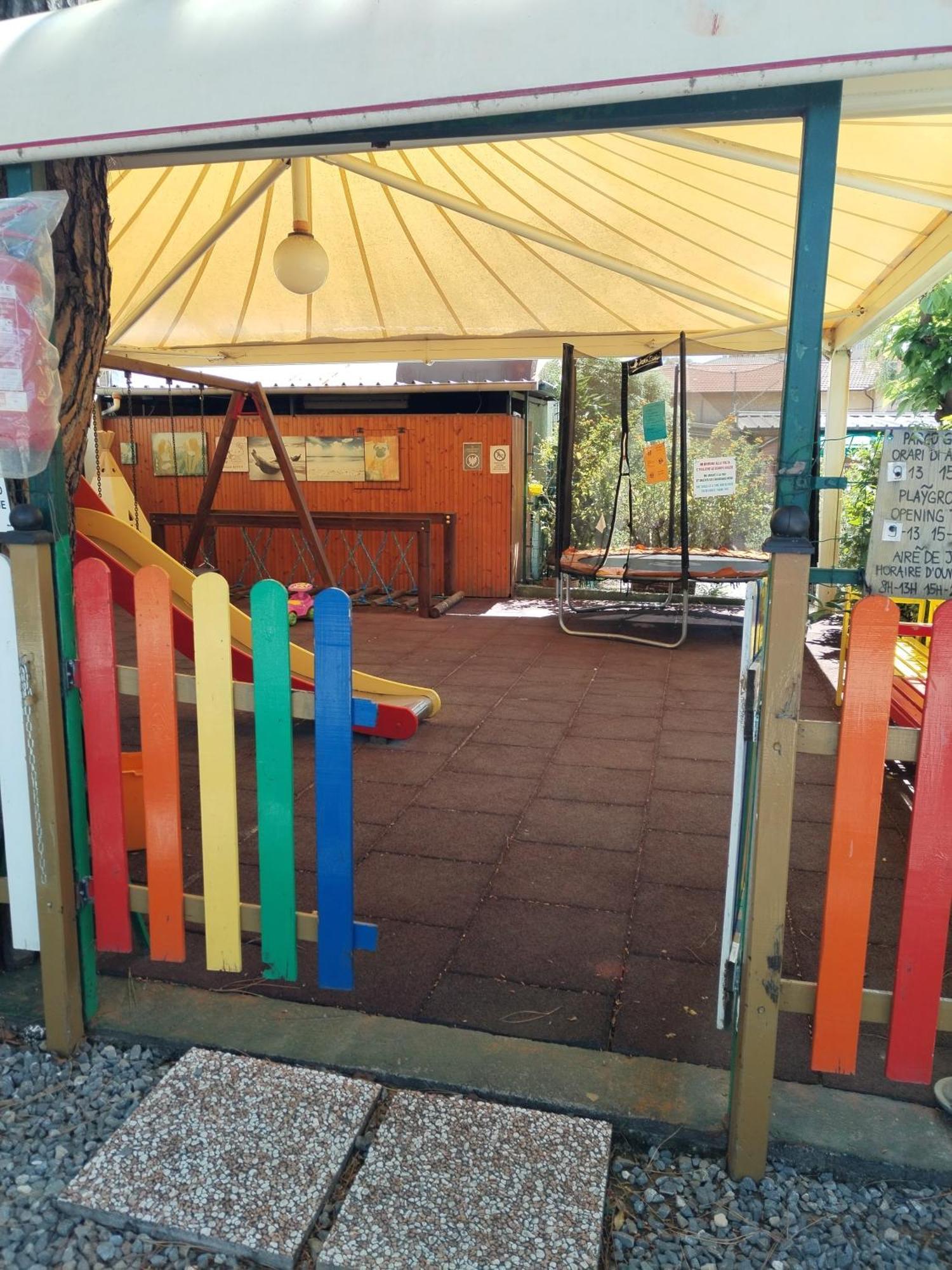 Camping Roma Ventimiglia Esterno foto