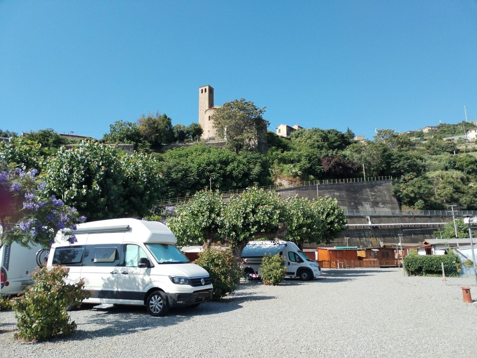 Camping Roma Ventimiglia Esterno foto