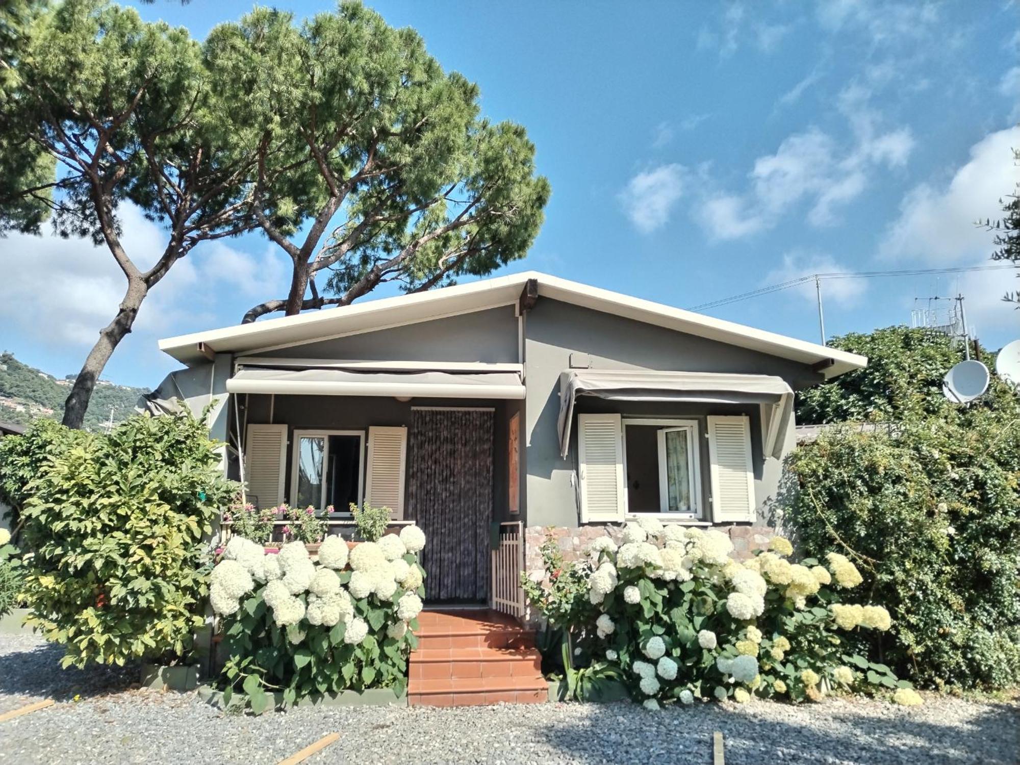 Camping Roma Ventimiglia Esterno foto
