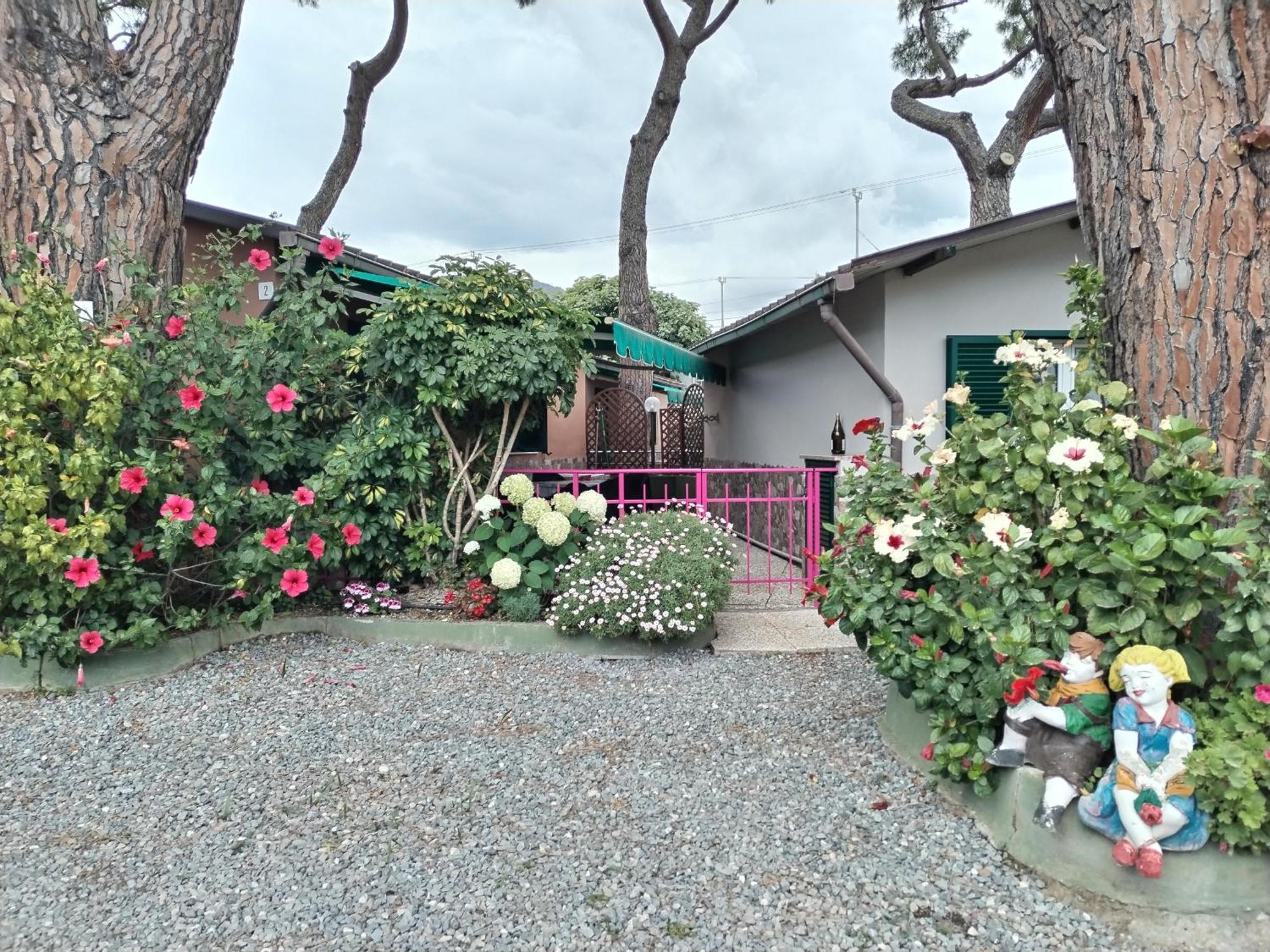 Camping Roma Ventimiglia Esterno foto